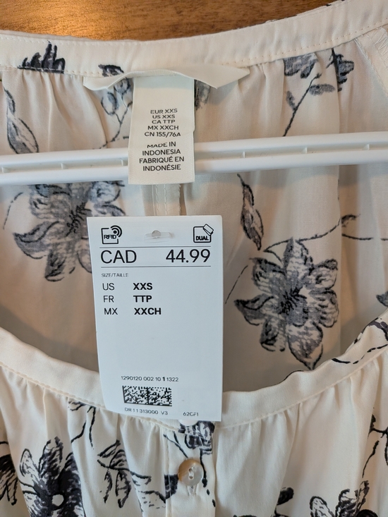 H&M Dresses & Skirts - Cream Floral Button-Front Dress with Black Flower Print 100% Cotton Dress H&M